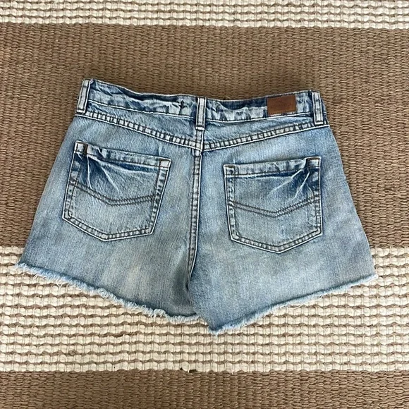 O’Neill Jean Shorts! - Picture 2 of 5